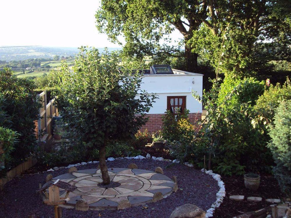 Stunning Countryside Views & Private Balcony! Cozy Room, 3 Miles To Lyme Regis - Free Parking & Wifi Axminster Exterior foto