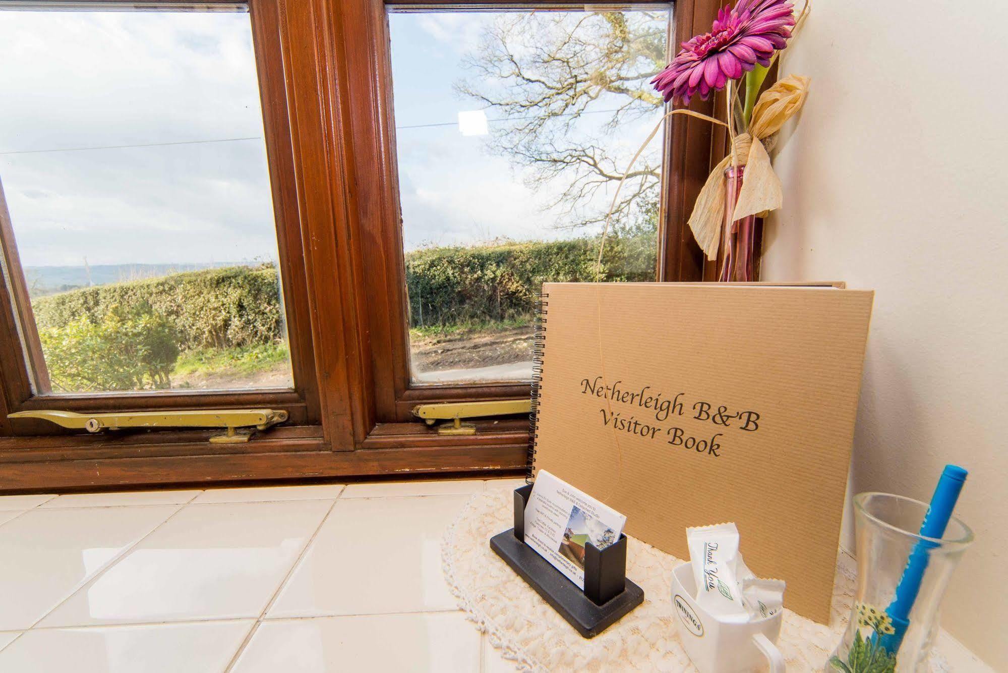 Stunning Countryside Views & Private Balcony! Cozy Room, 3 Miles To Lyme Regis - Free Parking & Wifi Axminster Exterior foto